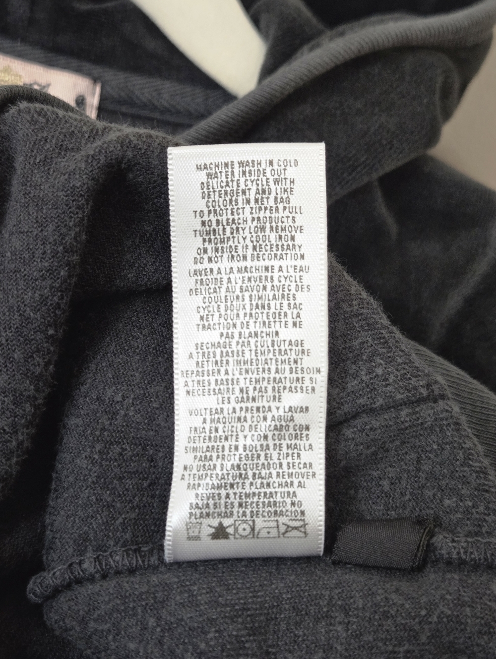 Juicy Couture Charcoal/Black Velour Zip Hoodie, Size 4 ~ EUC - Picture 7 of 7